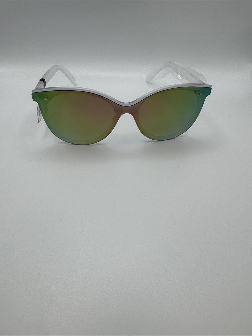 Women’s Mirrored Cat-Eye Sunglasses - Green Gradient